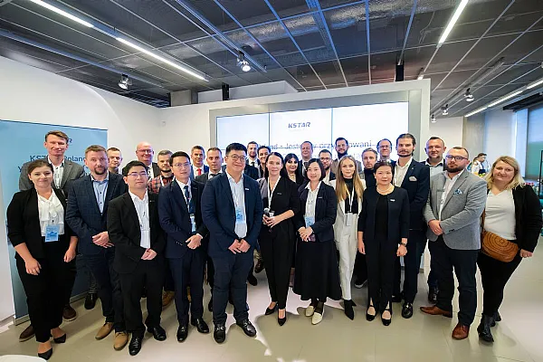 KSTAR Pologne est creee pour une expansion mondiale